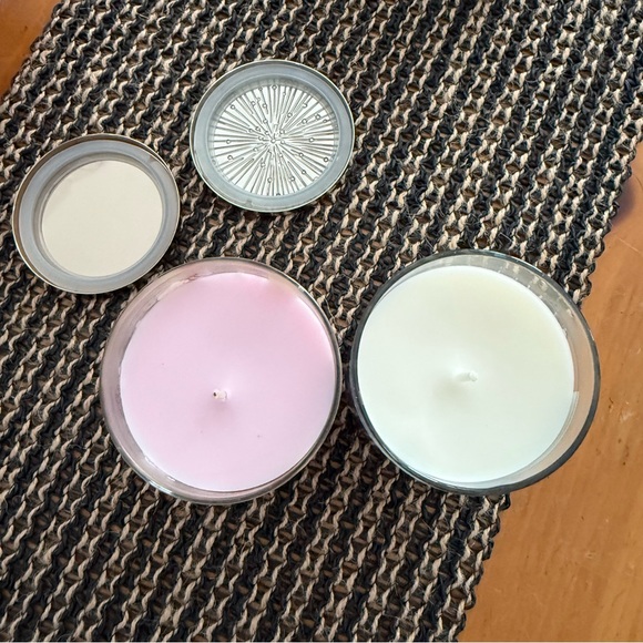 NWT Bath & Body Works Set of 2 Holiday Candles - Picture 4 of 6